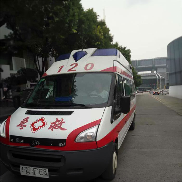 北京租赁私人救护车联系方式