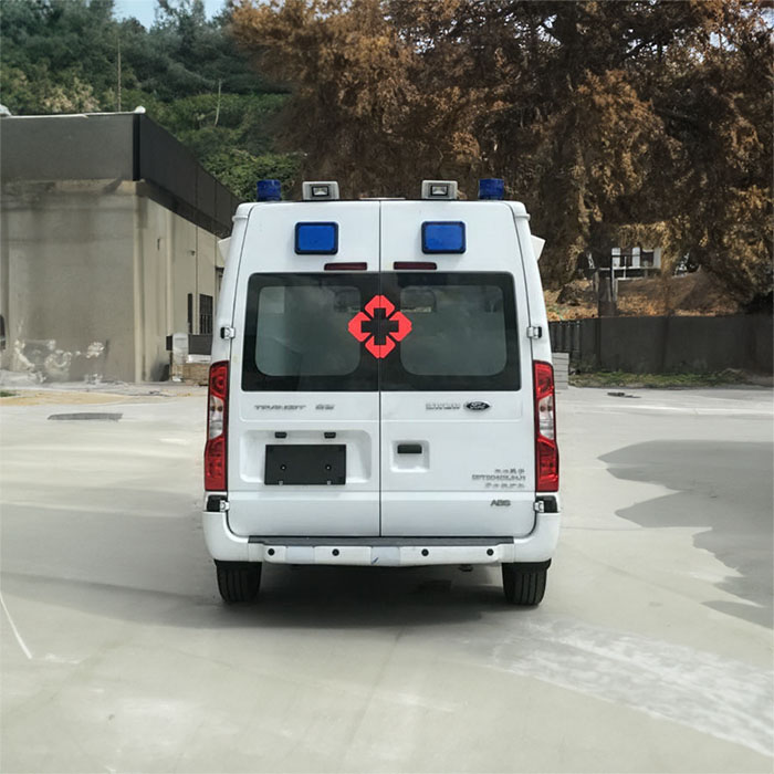 北京租赁私人救护车电话