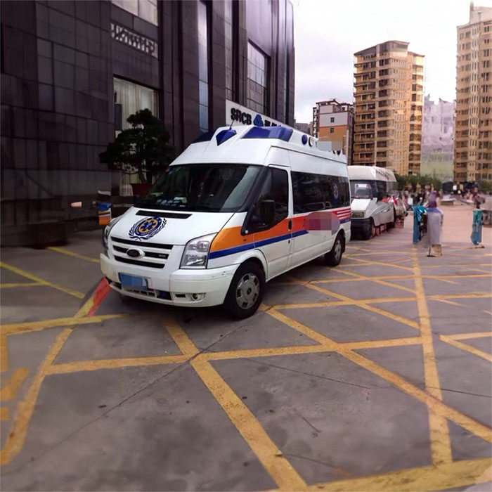 北京租赁私人救护车电话号码