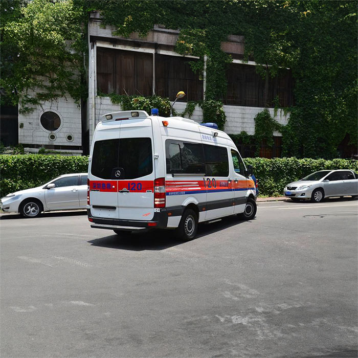 北京出租急救车联系电话