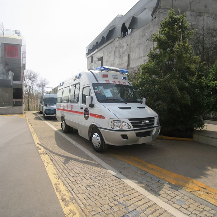 北京出租私人救护车联系电话