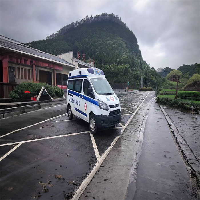 北京租赁私人救护车联系方式