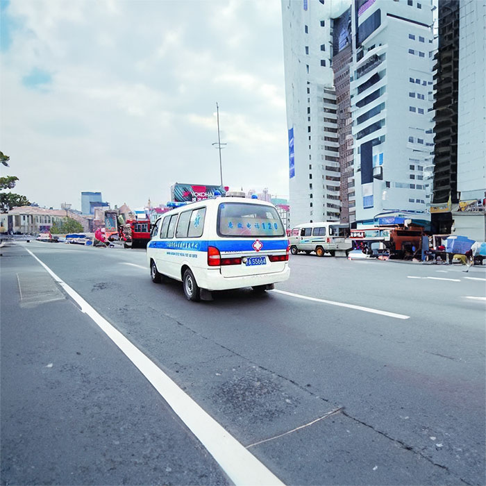 北京出租私人救护车联系电话